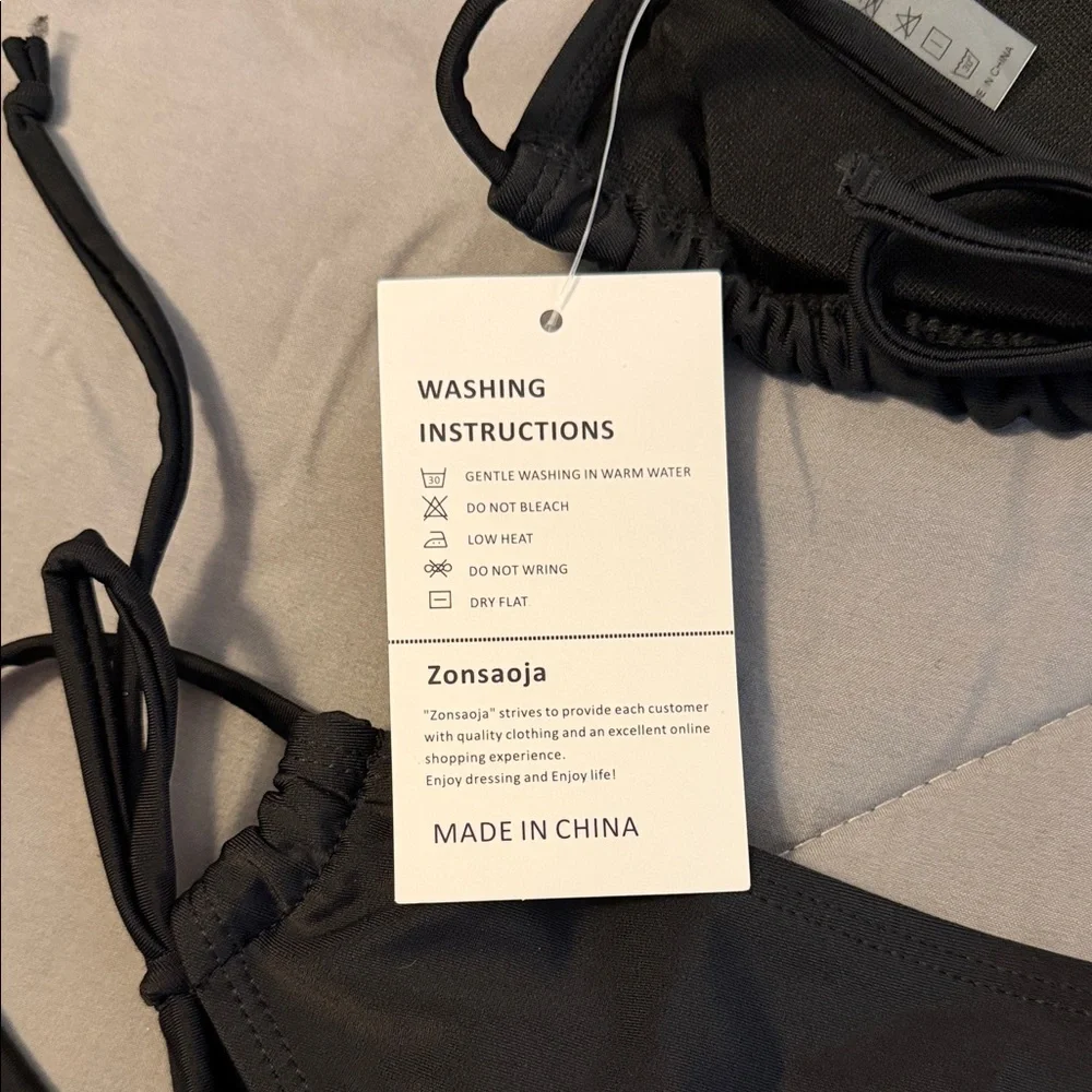 Black Bikini Set. Small - Picture 3 of 3